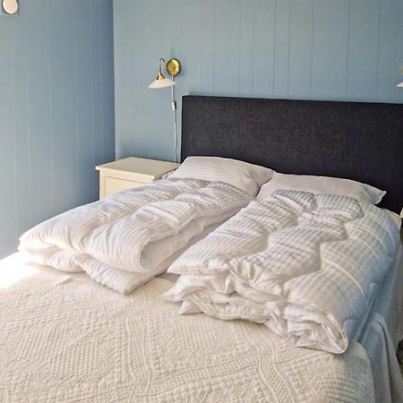 Awesome Home In Kristiansund With House Sea View Eksteriør billede