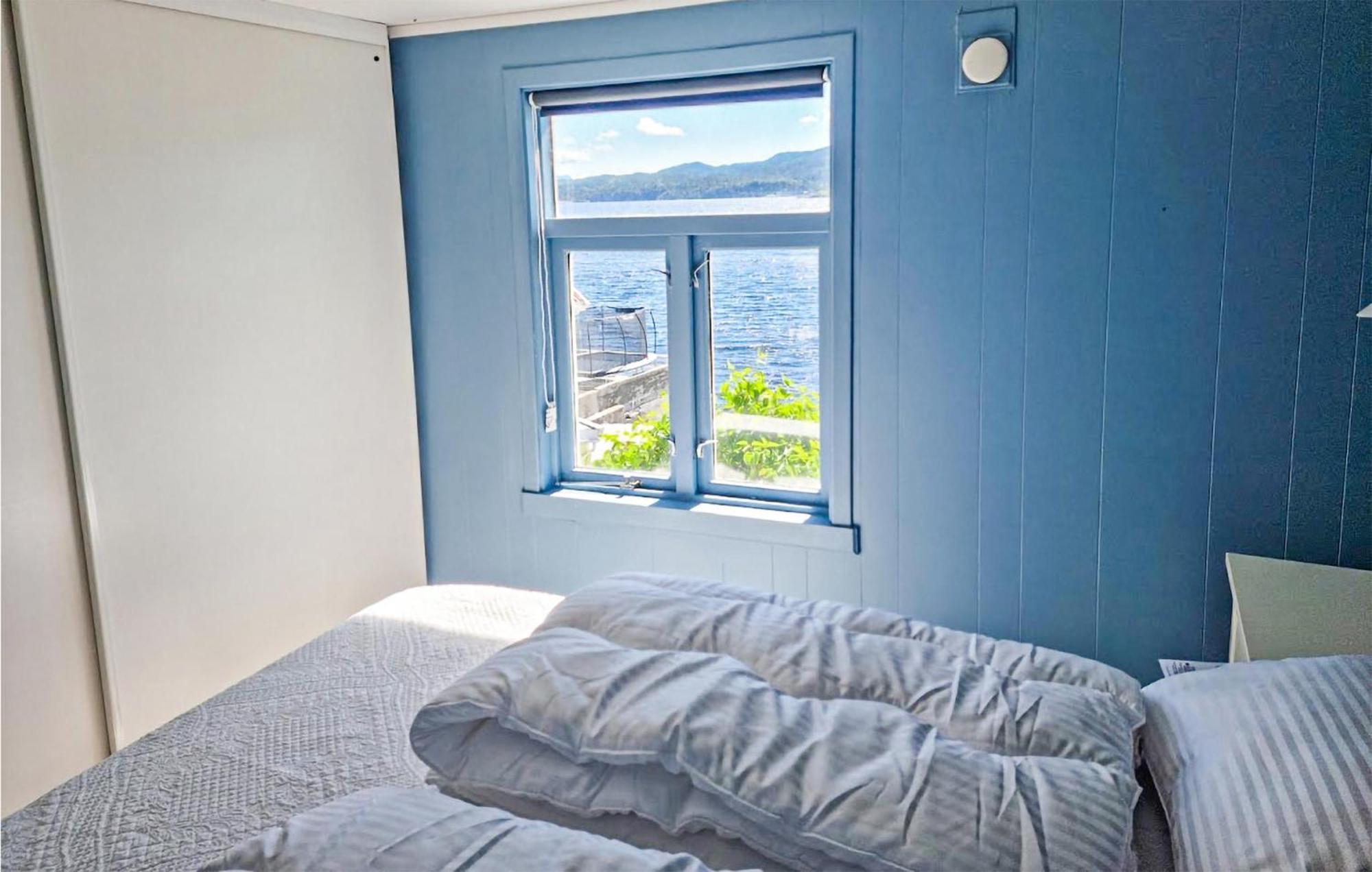 Awesome Home In Kristiansund With House Sea View Eksteriør billede