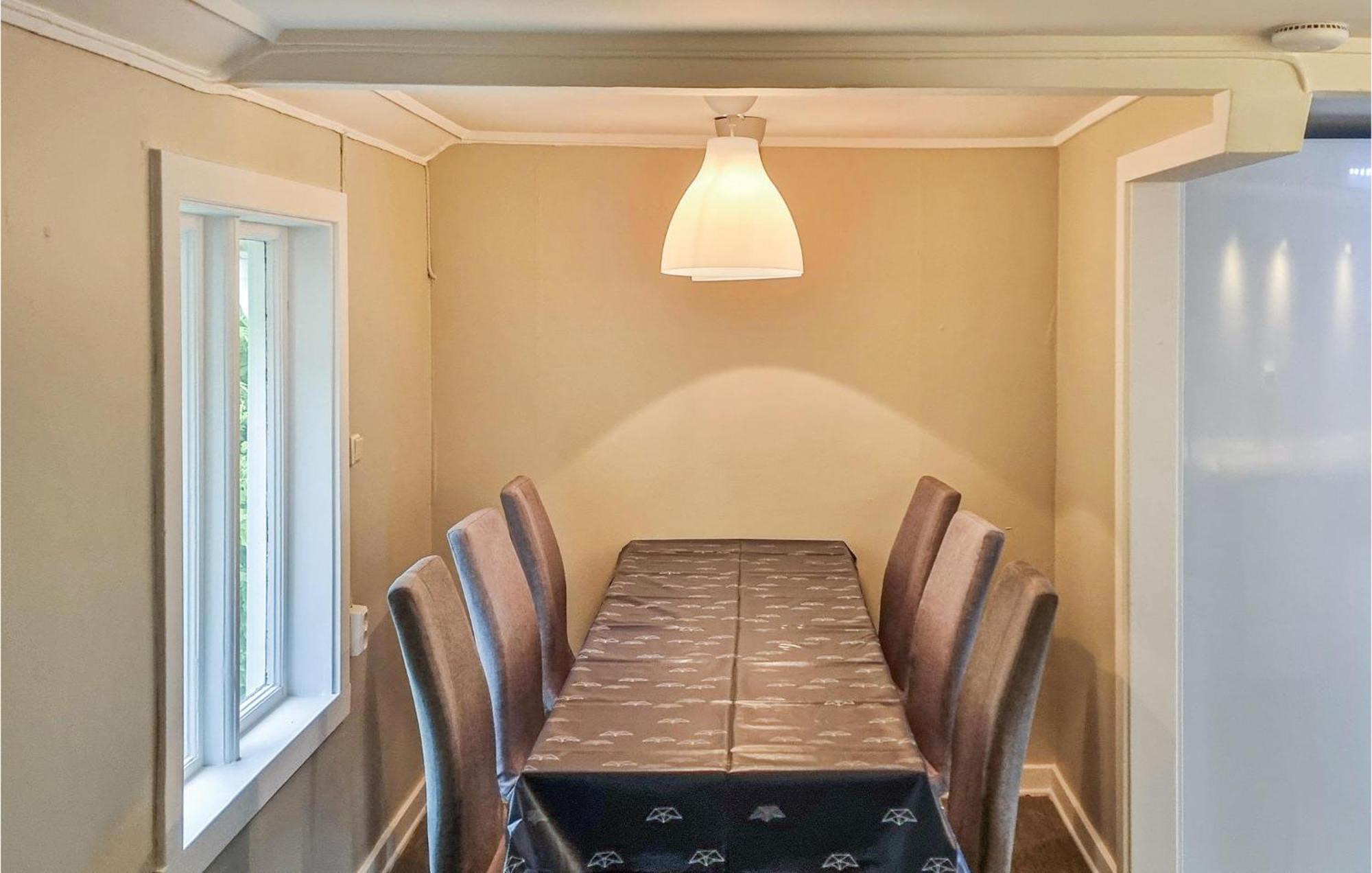 Awesome Home In Kristiansund With House Sea View Eksteriør billede